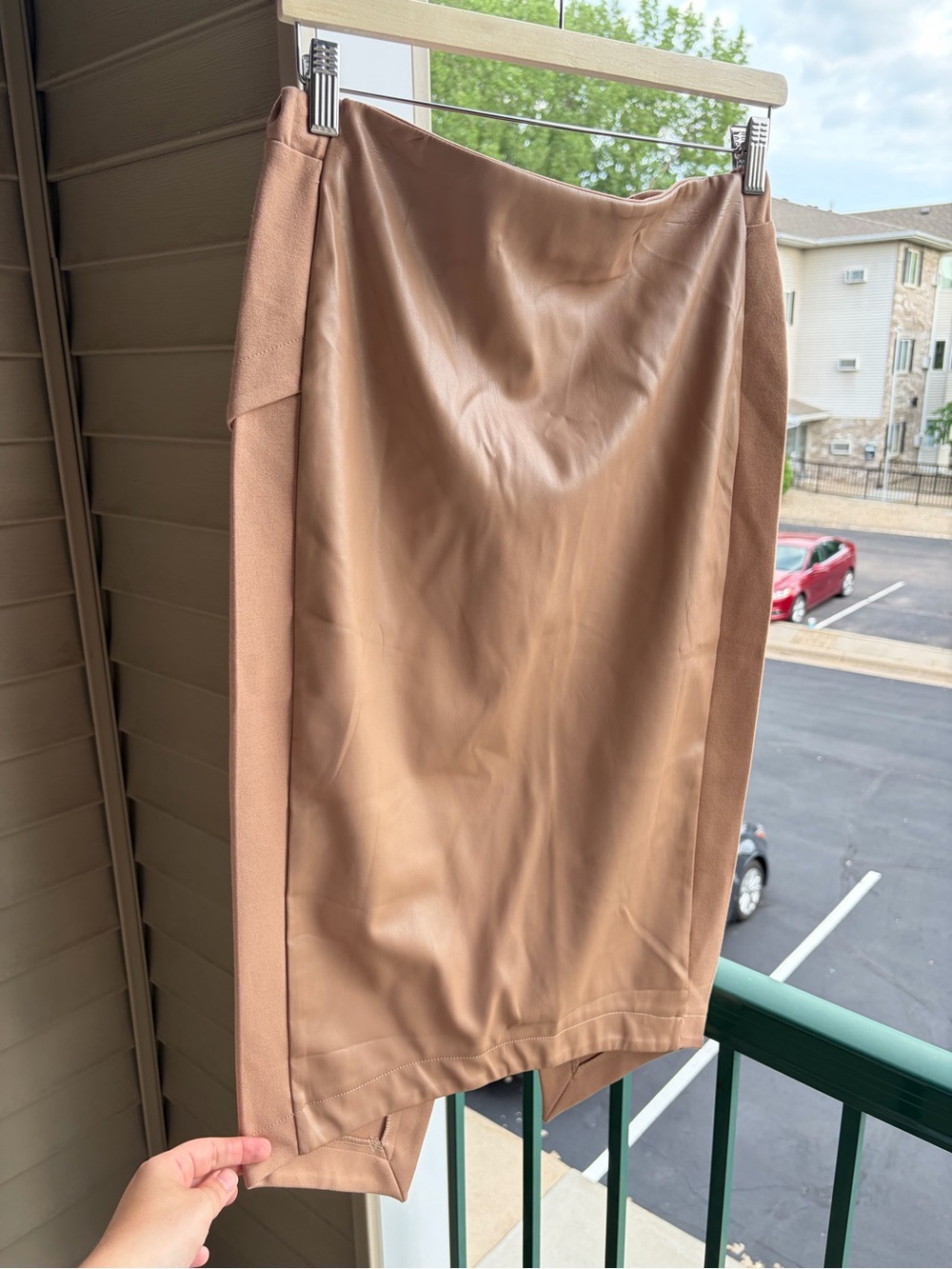 🆕✨GRACIA Faux Leather Front Wrap Pencil Skirt Nude Blush Midi Stretch Size L - Picture 5 of 16